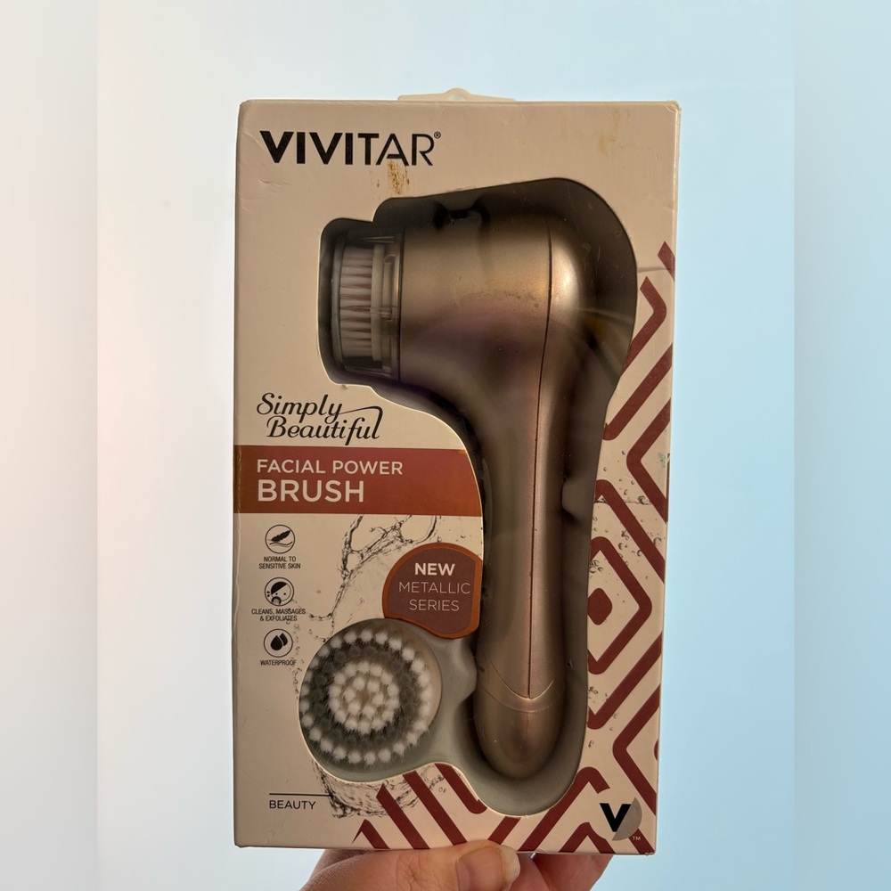 SEALED brand new vivitar skincare facial power brush self care exfoliator!
